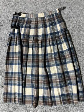 Vintage Authentic James Pringle Pure Wool Scottish Tartan Kilt Skirt Size 12